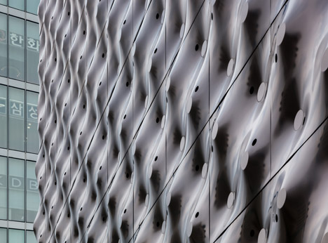 Givenchy flagship store in Seoul by Piuarch