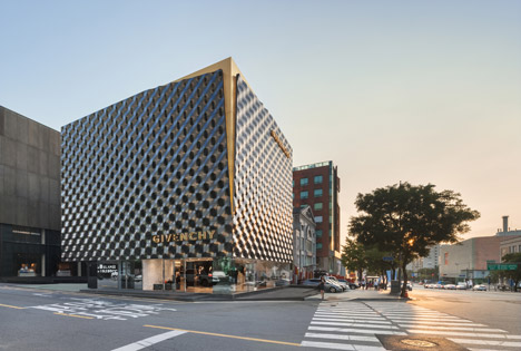 Givenchy flagship store in Seoul by Piuarch