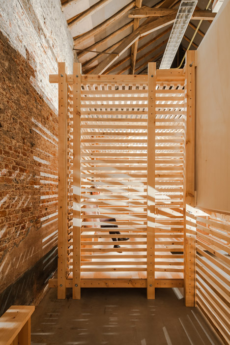 HALL03 in Kortrijk by TAAT