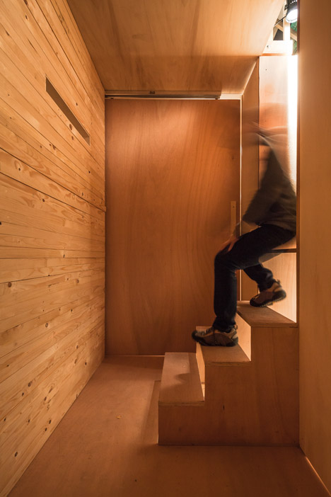 HALL03 in Kortrijk by TAAT