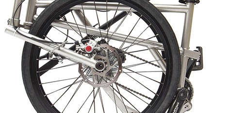 Helix-folding-bicycle-by-Peter-Boutakis_dezeen