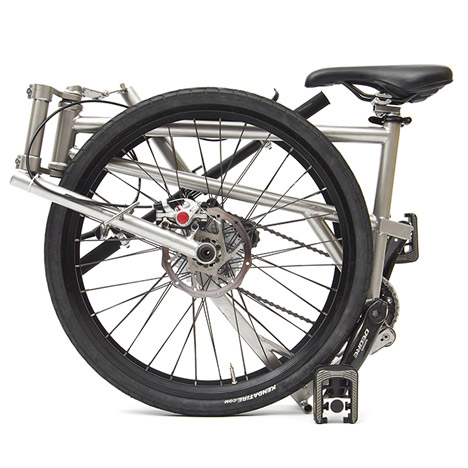 Helix-folding-bicycle-by-Peter-Boutakis_dezeen