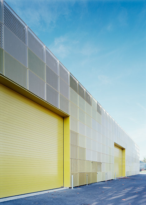 School extension at Coulommiers by Ateliers O-S Architectes