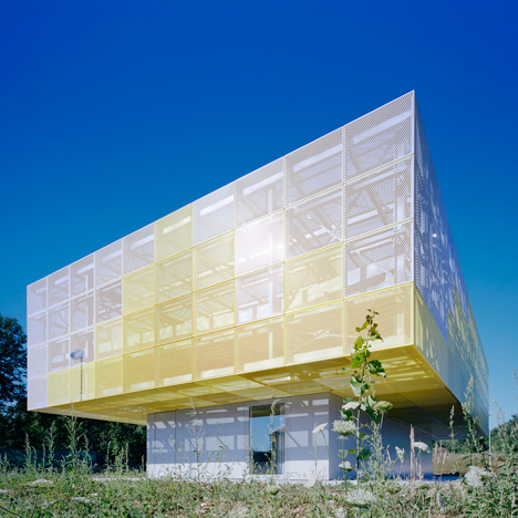 School extension at Coulommiers by Ateliers O-S Architectes