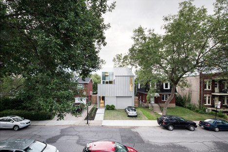 Holy Cross House by Thomas Balaban Architecte