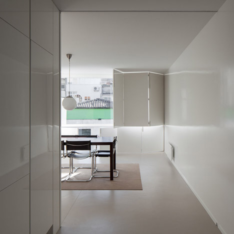 House in Lindo Vale by Cláudia Monteiro + Vitor Oliveira