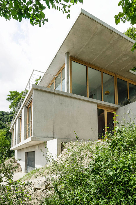 House on a Slope by Gian Salis