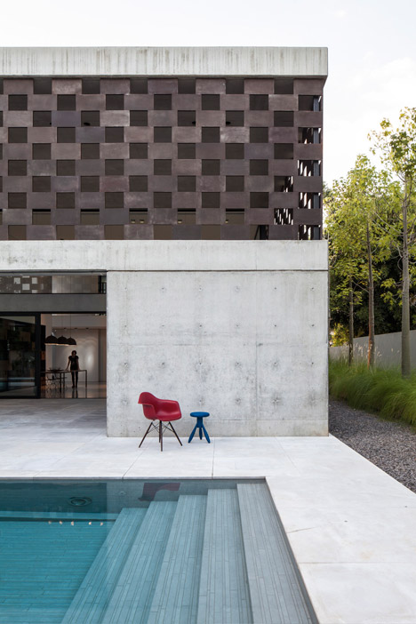 In praise of shadows by Pitsou Kedem Architects