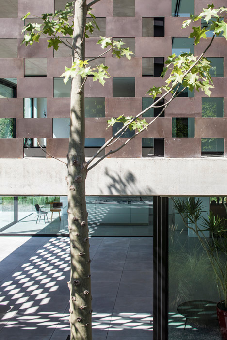 In praise of shadows by Pitsou Kedem Architects