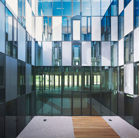 Intecs spa headquarters by Modostudio + Sofia Cattinari studio