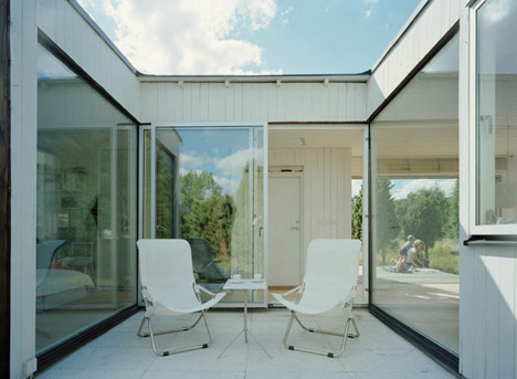 Juniper House by Murman Arkitekter