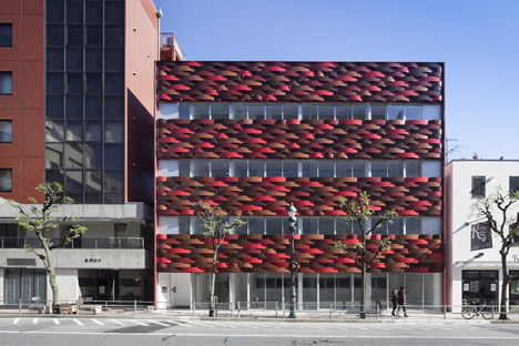 Keiun Building by Aisaka Architects