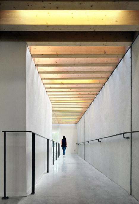 Moorsel Community Centre by De Kort Van Schaik Van Noten