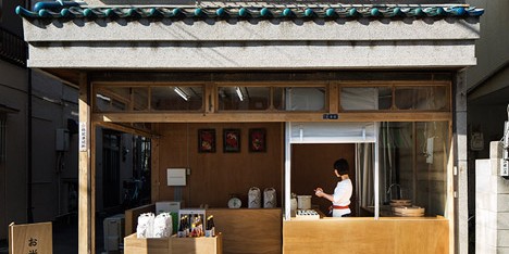 OKOMEYA rice shop by Schemata Architects