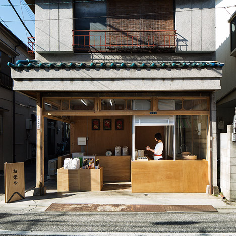 OKOMEYA rice shop by Schemata Architects