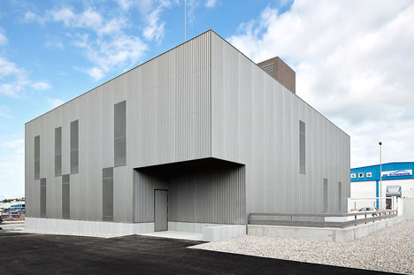 Office Building in Son Bugadelles Industrial Park by RipollTizon