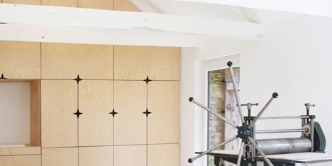 An old barn converted into an artist studio in Brittany by Modal Architecture