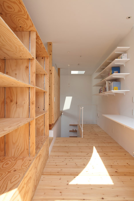 Park and House by Tsuyoshi Kawata