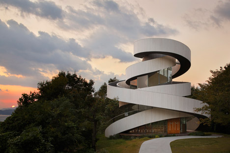House Passage of Landscape by ihrmk