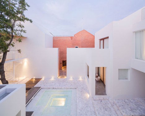 Sala Ayutthaya by Onion