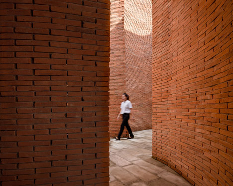 Sala Ayutthaya by Onion