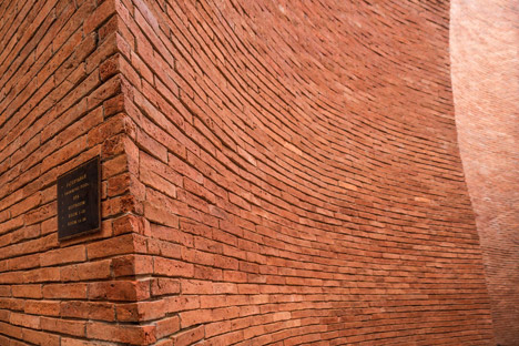 Sala Ayutthaya by Onion