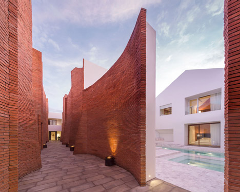 Sala Ayutthaya by Onion