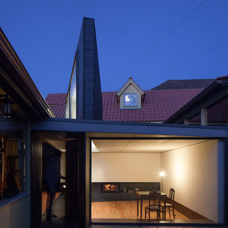 Sala em Pala, Portugal by Nuno Melo Sousa Architect