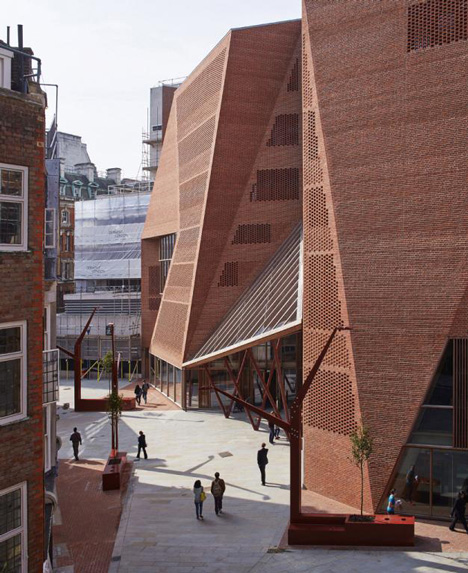 Saw-Swee-Hock-Student-Centre-at-London-School-of-Economics-_dezeen_100