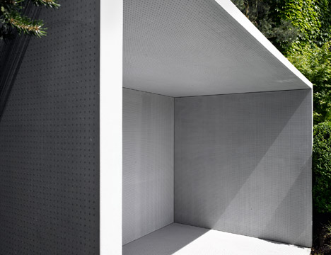 Smoking Pavilion by Gianni Botsford