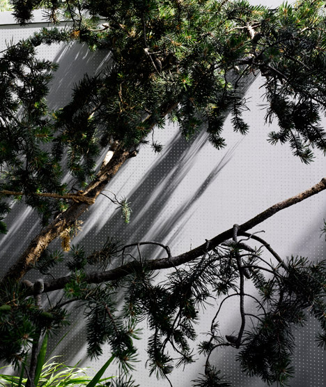 Smoking Pavilion by Gianni Botsford