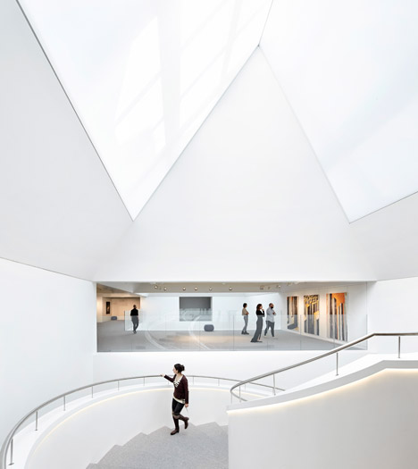 Szczecin concert hall photographed by Hufton + Crow