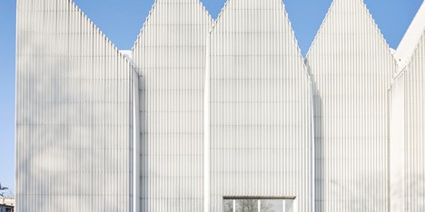 Szczecin concert hall photographed by Hufton + Crow