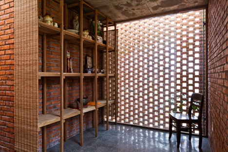 The Termitary House by Tropical Space