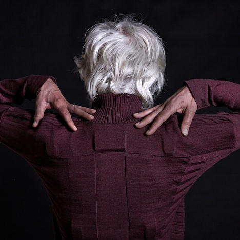 Pauline van Dongen’s Vigour cardigan senses how well its wearer is moving