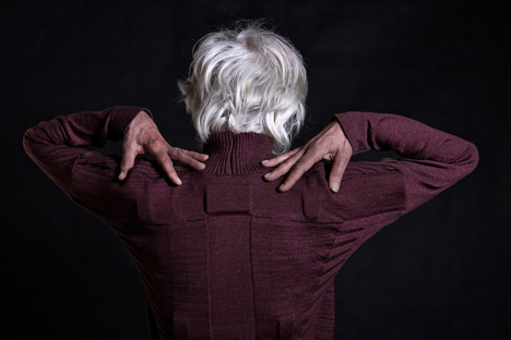 Vigour cardigan by Pauline Van Dongen.