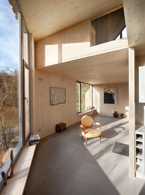 Wooden Cabin by A.LT ARCHITEKTI
