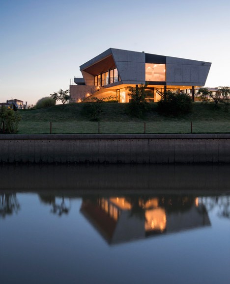 Yacht Club by Estudio Ramos