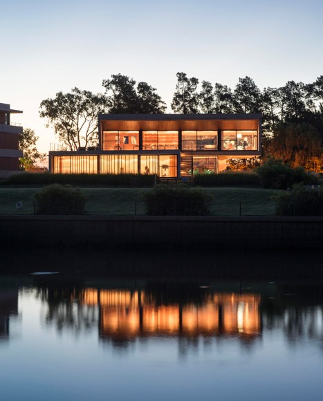 Yacht Club by Estudio Ramos