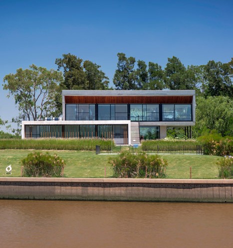 Yacht Club by Estudio Ramos