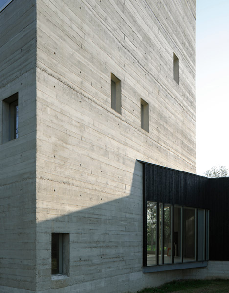 Zuidzande by Marie-José Van Hee Architecten