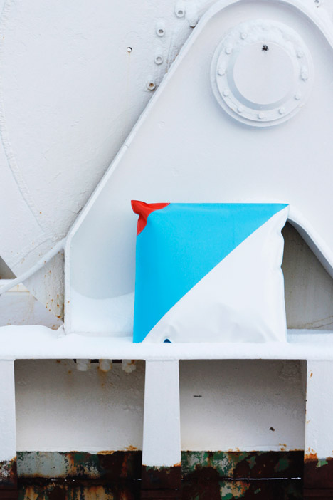 1200-tons_DesignMarch-2015_dezeen_468_21