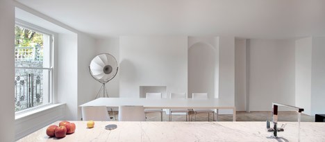 81 Leinster Road by Allister Coyne
