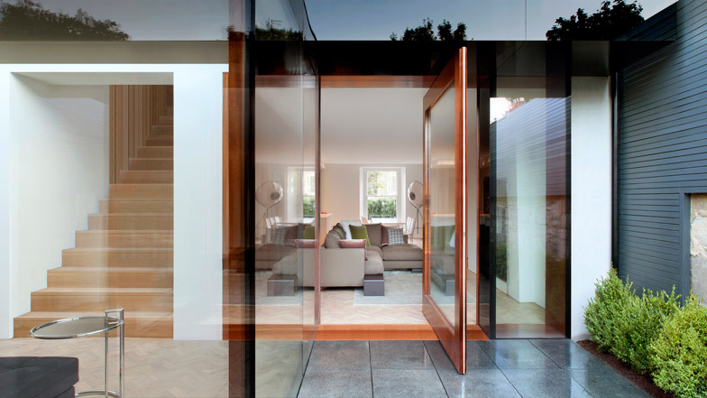 81 Leinster Road by Allister Coyne