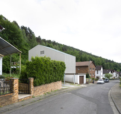 A small house by Architekturbüro Scheder