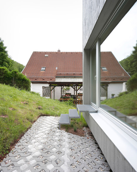 A small house by Architekturbüro Scheder