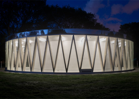 Borden Park Pavilion by GH3