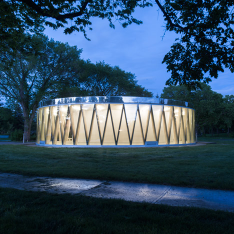 Borden Park Pavilion by GH3