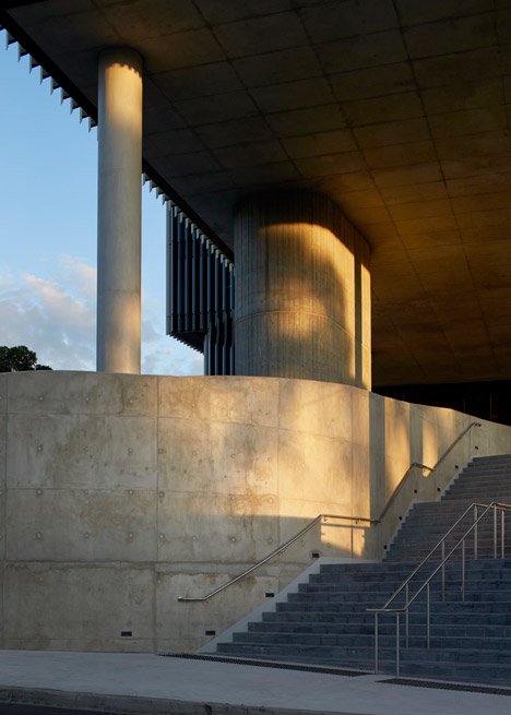Burwood-Highway-Frontage-Building-by-Woods-Bagot_dezeen_468_14