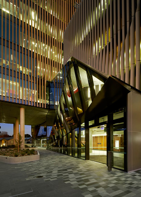 Burwood-Highway-Frontage-Building-by-Woods-Bagot_dezeen_468_23